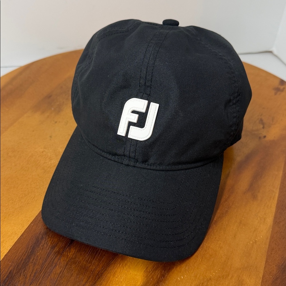FJ FootJoy DryJoys Strapback Hat Cap Black Golf Water Proof Adjustable